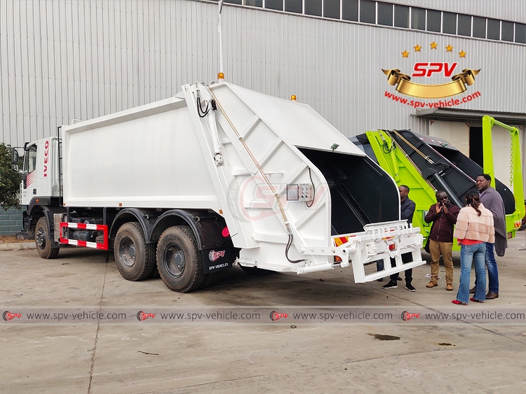 18 CBM Garbage Compactor Truck IVECO